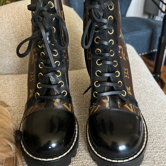 LOUIS VUITTON STAR TRAIL ANKLE BOOTS - Picture 3 of 9